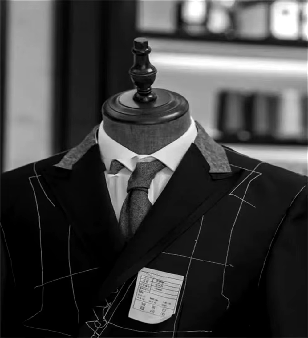 ชุดทักซิโด้เจ้าบ่าวสีเหลืองทรง - Wool Suit Jacket บทวิจารณ์และราคา