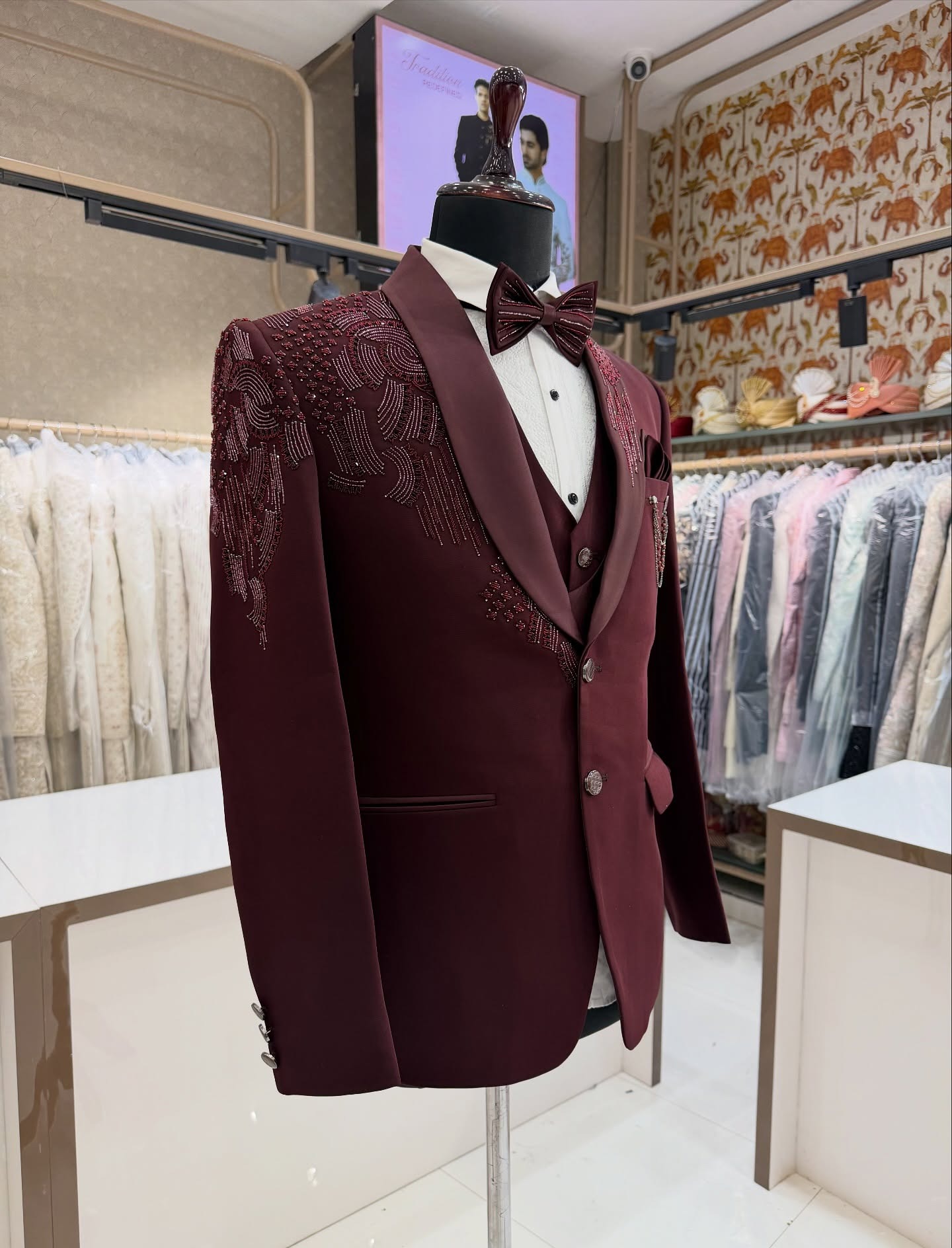ชุดทักซิโด้เจ้าบ่าว 3 ชิ้น ประ - Men Formal Wear Red บทวิจารณ์และราคา